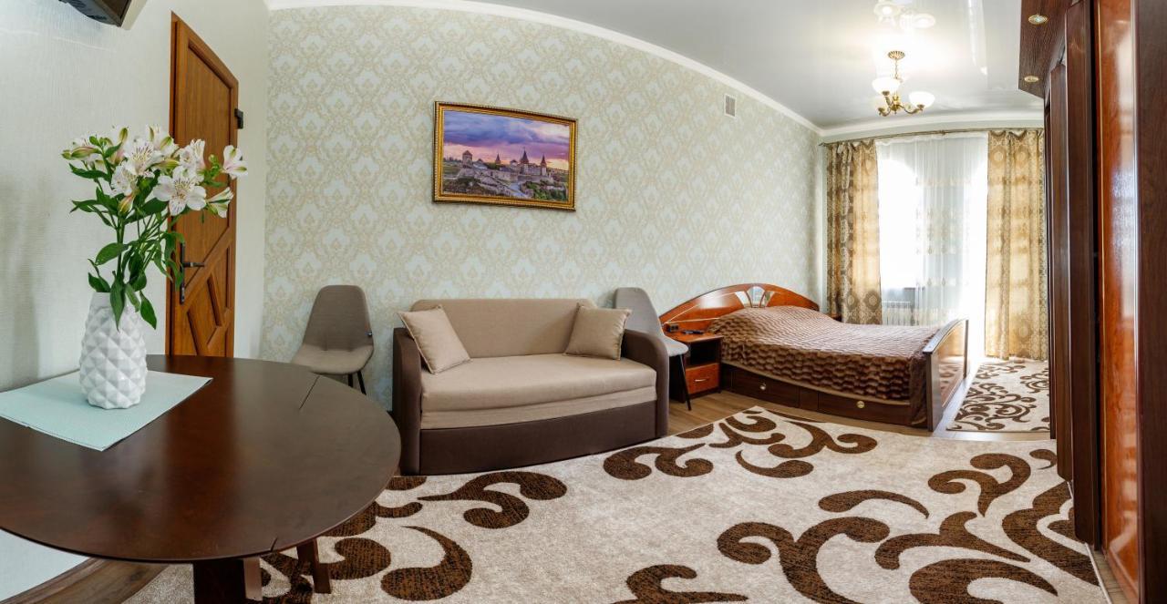 Апартаменти В Старому Місті Sweet House Kamianets-Podilskyi Exterior foto